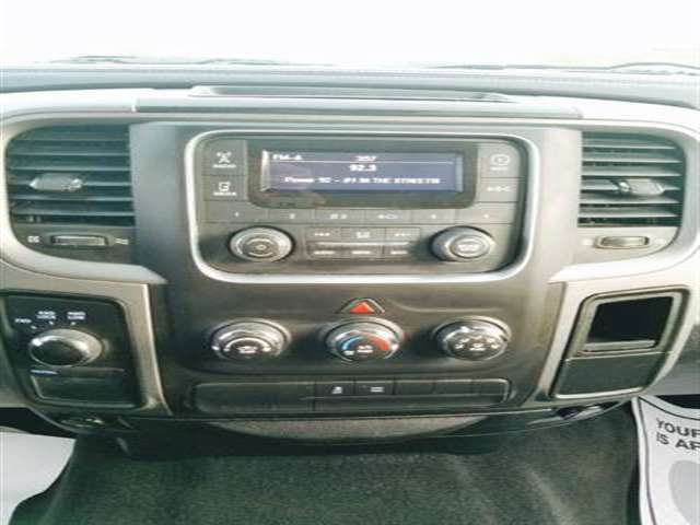 2014 RAM Ram Pickup 1500 4x4 Express 4dr Crew Cab 5.5 ft. SB Pickup